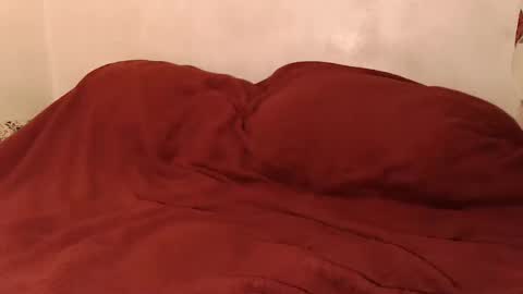 Snapshot of the_couple1 chatting on 13, 3, 2026 the_couple1 online show from 13, 3, 2026