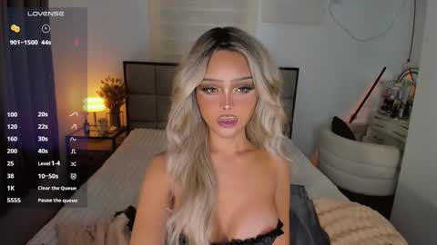 Snapshot of the_enchantressxx chatting on 13, 1, 2025 nabi butterfly online show from 13, 1, 2025