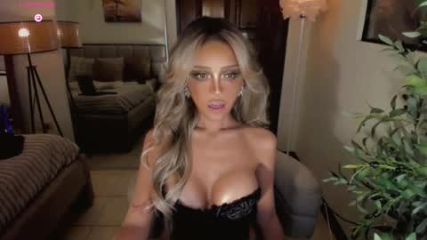 Snapshot of the_enchantressxx chatting on 17, 1, 2026 nabi butterfly online show from 17, 1, 2026