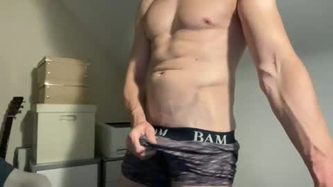 Snapshot of the_gym_boy chatting on 18, 9, 2025 the_gym_boy online show from 18, 9, 2025