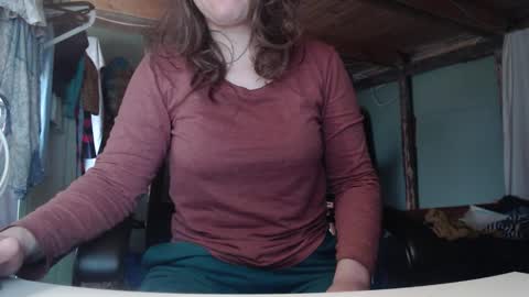 Snapshot of the_prettywondder chatting on 14, 10, 2025 Ekye online show from 14, 10, 2025