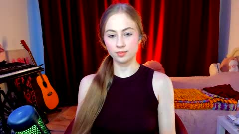Ally    STREAMING ON TWITCH NOW Check my Twitter for updates online show from 22, 5, 2026