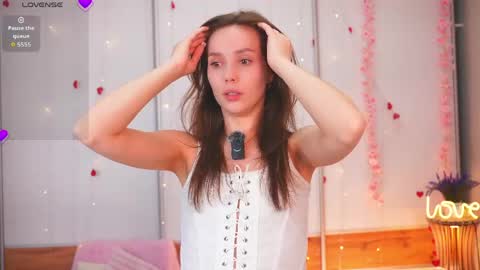 My name is Cynthia and Im very happy to see you in my sweet room  online show from 23, 5, 2026