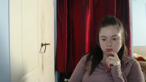 Snapshot of theblackdiamond194588 chatting on 16, 9, 2025 raissa online show from 16, 9, 2025