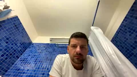 Snapshot of thebrokersenior chatting on 24, 2, 2025 thebrokersenior online show from 24, 2, 2025