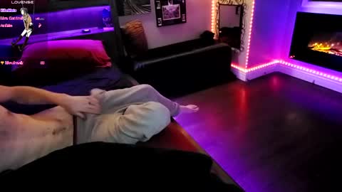 Thatcarrguyy online show from 6, 3, 2026