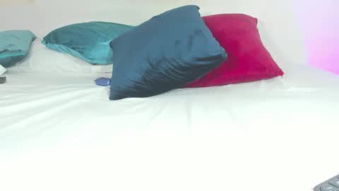 Snapshot of thedol1 chatting on 14, 1, 2025 Thedol1 online show from 14, 1, 2025