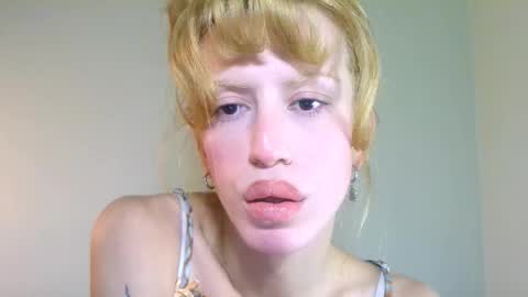 Yolanda online show from 26, 9, 2025