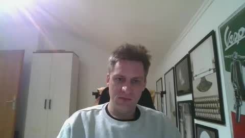 Snapshot of thedon2123 chatting on 2, 12, 2024 thedon2123 online show from 2, 12, 2024