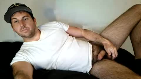 Snapshot of theetwohander chatting on 13, 7, 2026 Theetwohander online show from 13, 7, 2026