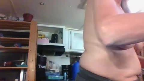 Snapshot of thegardenho chatting on 1, 3, 2025 Riki Plant online show from 1, 3, 2025