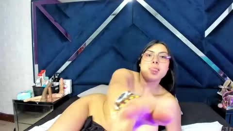 Snapshot of thegirlsshow chatting on 13, 2, 2026 april and Sasha online show from 13, 2, 2026