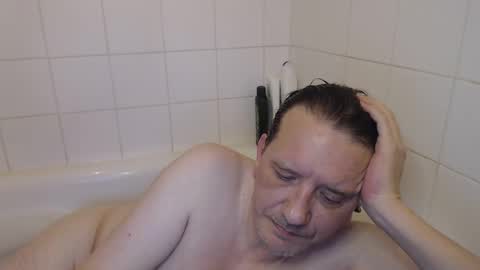 Green online show from 6, 2, 2026