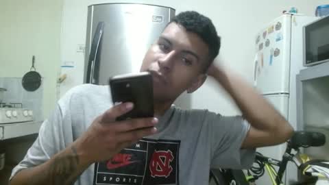 Snapshot of thehousedog chatting on 6, 3, 2025 thehousedog online show from 6, 3, 2025