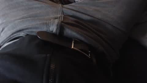 Snapshot of thejerk1974 chatting on 17, 12, 2025 Liam online show from 17, 12, 2025