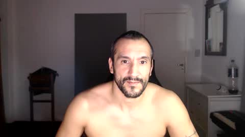 Snapshot of thekingofpains chatting on 12, 9, 2025 KINGOFPAINS online show from 12, 9, 2025