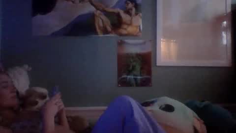 Snapshot of thelittlebambii chatting on 19, 12, 2024 Little Bambii online show from 19, 12, 2024