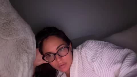 Snapshot of theman350454 chatting on 2, 11, 2025 Lovepu7584 online show from 2, 11, 2025