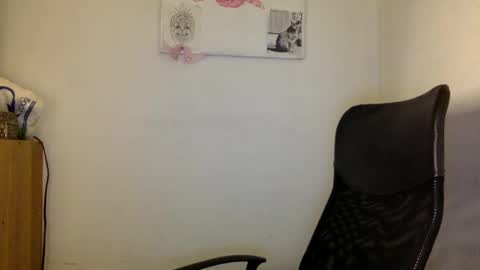 Snapshot of thematryoshka chatting on 3, 1, 2025 Lucy Lucy online show from 3, 1, 2025