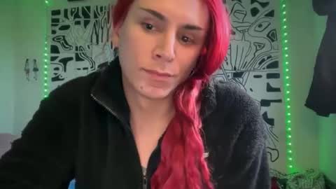 Snapshot of thematryoshka chatting on 2, 11, 2025 Lucy Lucy online show from 2, 11, 2025