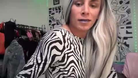 Lucy Lucy online show from 18, 1, 2026