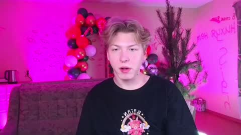 Snapshot of themikesever chatting on 2, 1, 2025 Sever online show from 2, 1, 2025