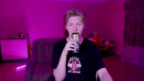 Snapshot of themikesever chatting on 20, 1, 2025 Sever online show from 20, 1, 2025