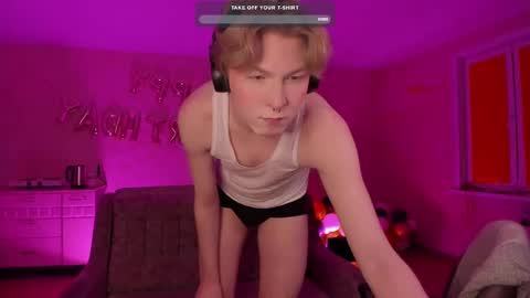 Snapshot of themikesever chatting on 17, 2, 2025 Sever online show from 17, 2, 2025