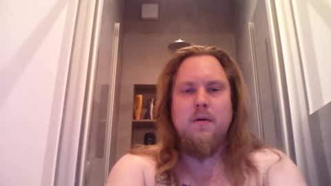 thenewdude1992 online show from 15, 12, 2025