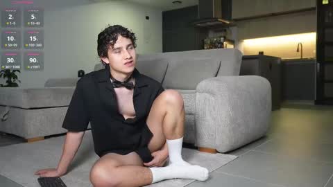  THEO- MATEO  online show from 6, 2, 2026