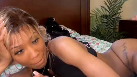 Snapshot of theonlylacey_ chatting on 12, 3, 2026 theonlylacey_ online show from 12, 3, 2026