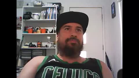 Snapshot of theozbeardguy chatting on 19, 1, 2025 aussiebeard online show from 19, 1, 2025