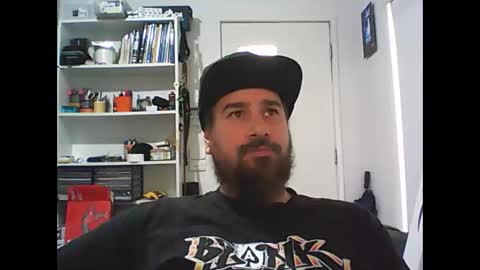 Snapshot of theozbeardguy chatting on 15, 2, 2025 aussiebeard online show from 15, 2, 2025