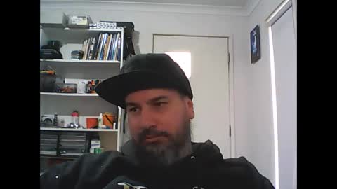 Snapshot of theozbeardguy chatting on 1, 10, 2025 aussiebeard online show from 1, 10, 2025