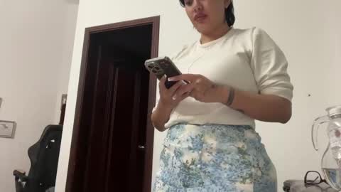 Snapshot of therealcamilabaddie chatting on 5, 3, 2025 therealcamilabaddie online show from 5, 3, 2025