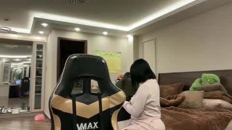 Snapshot of therealcamilabaddie chatting on 12, 9, 2025 therealcamilabaddie online show from 12, 9, 2025