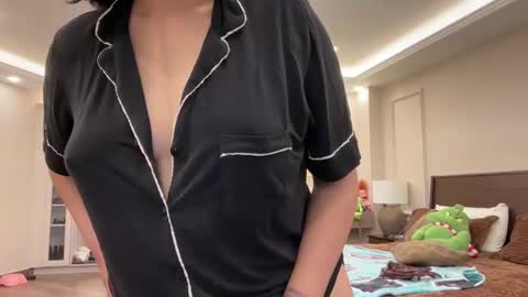 Snapshot of therealcamilabaddie chatting on 29, 9, 2025 therealcamilabaddie online show from 29, 9, 2025