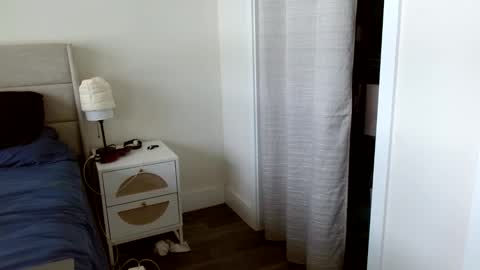 Yoshi online show from 5, 4, 2026