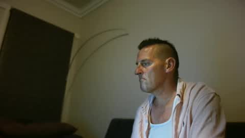 Snapshot of therealkurva4u chatting on 31, 12, 2024 therealkurva4u online show from 31, 12, 2024