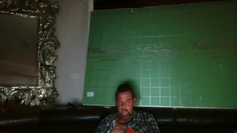 Snapshot of therealkurva4u chatting on 28, 2, 2025 therealkurva4u online show from 28, 2, 2025