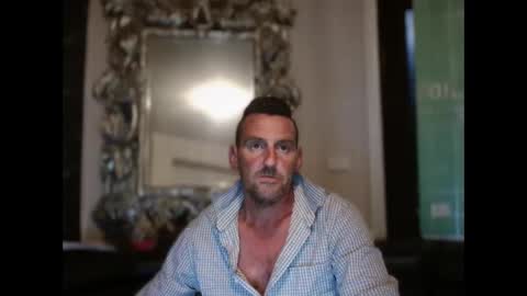 Snapshot of therealkurva4u chatting on 5, 3, 2025 therealkurva4u online show from 5, 3, 2025