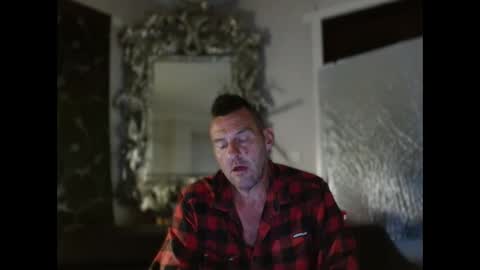 Snapshot of therealkurva4u chatting on 29, 9, 2025 therealkurva4u online show from 29, 9, 2025