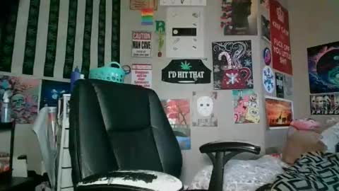 therealstackz69 online show from 28, 3, 2026