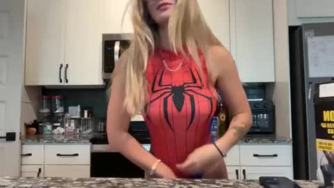 therosiecheeks online show from 12, 5, 2026