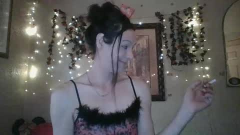 Snapshot of thesillymillie chatting on 18, 10, 2025 sillymillie0 online show from 18, 10, 2025