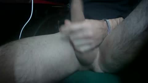 Snapshot of thesixpack_ chatting on 6, 12, 2024 thesixpack_ online show from 6, 12, 2024