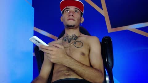 theskinny8inch_ online show from 3, 2, 2025