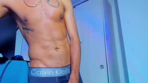 theskinny8inch_ online show from 9, 3, 2025