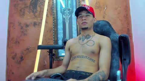 theskinny8inch_ online show from 20, 9, 2025