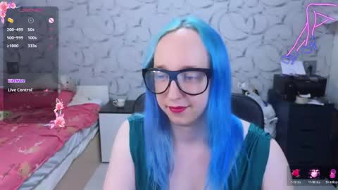 Snapshot of thetrixy chatting on 14, 5, 2026 The Great And Powerful Trixie online show from 14, 5, 2026